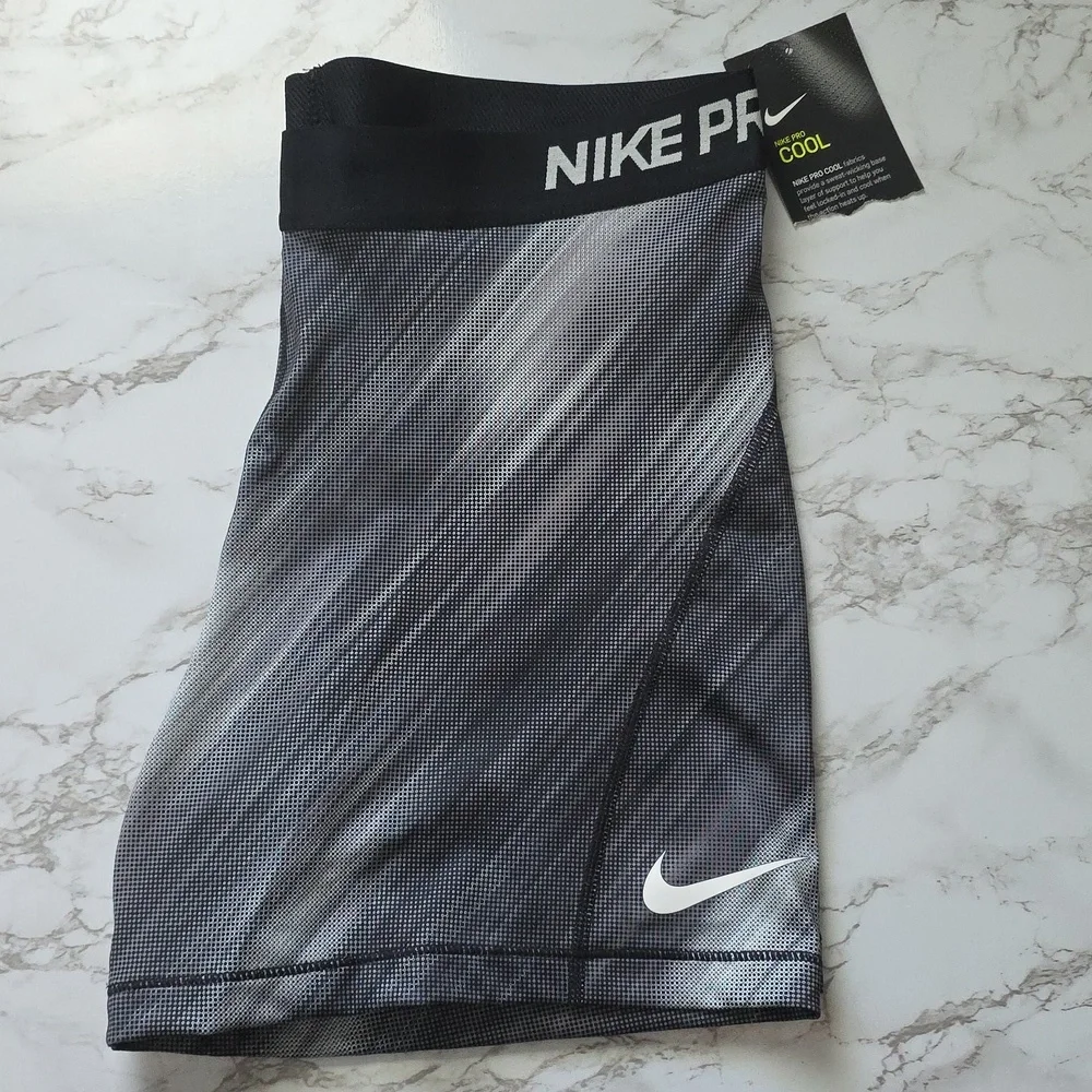 Nike Pro Cool Dri-Fit Compression shorts sz XL (NWT) - Picture 2 of 6